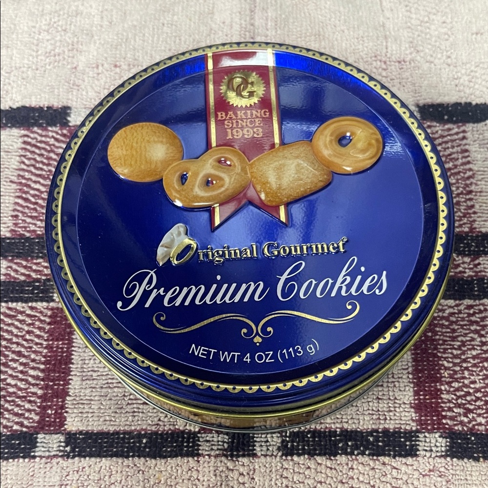 Tiny Tin Containers - Picture 2 of 11